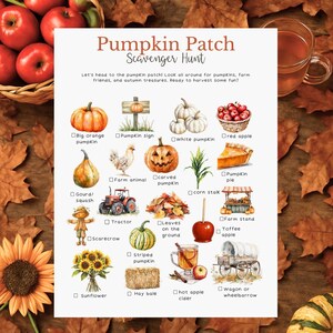 Può includere: Illustrazione a tema autunnale con una caccia al tesoro nel campo di zucche. L'immagine presenta zucche, mele ed elementi della fattoria. Include una grande zucca arancione, una zucca intagliata, una mela rossa, un girasole e una balla di fieno.