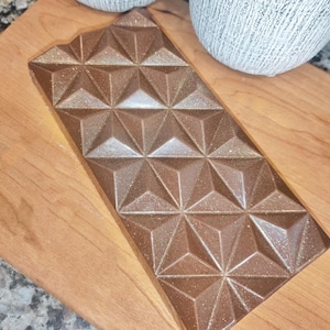 Large Dubai Chocolate Bar: Pistachio Cream or Biscoff Filling