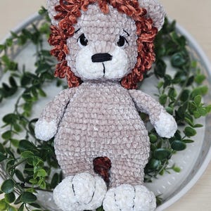 Crocheted lion, handmade, very soft plush.