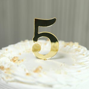 Number acrylic Cake Topper Wedding table number Birthday Cake Mirrored Gold Silver Cake Charm Custom number 1st Birthday Personalized
