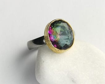 Einzigartiger Mystic Topas Ring Sterling Silber Größe 8 Schwarzes Ruthenium Band, 14k Gold Akzent Edelstein Ring, Statement Schmuck Geschenk