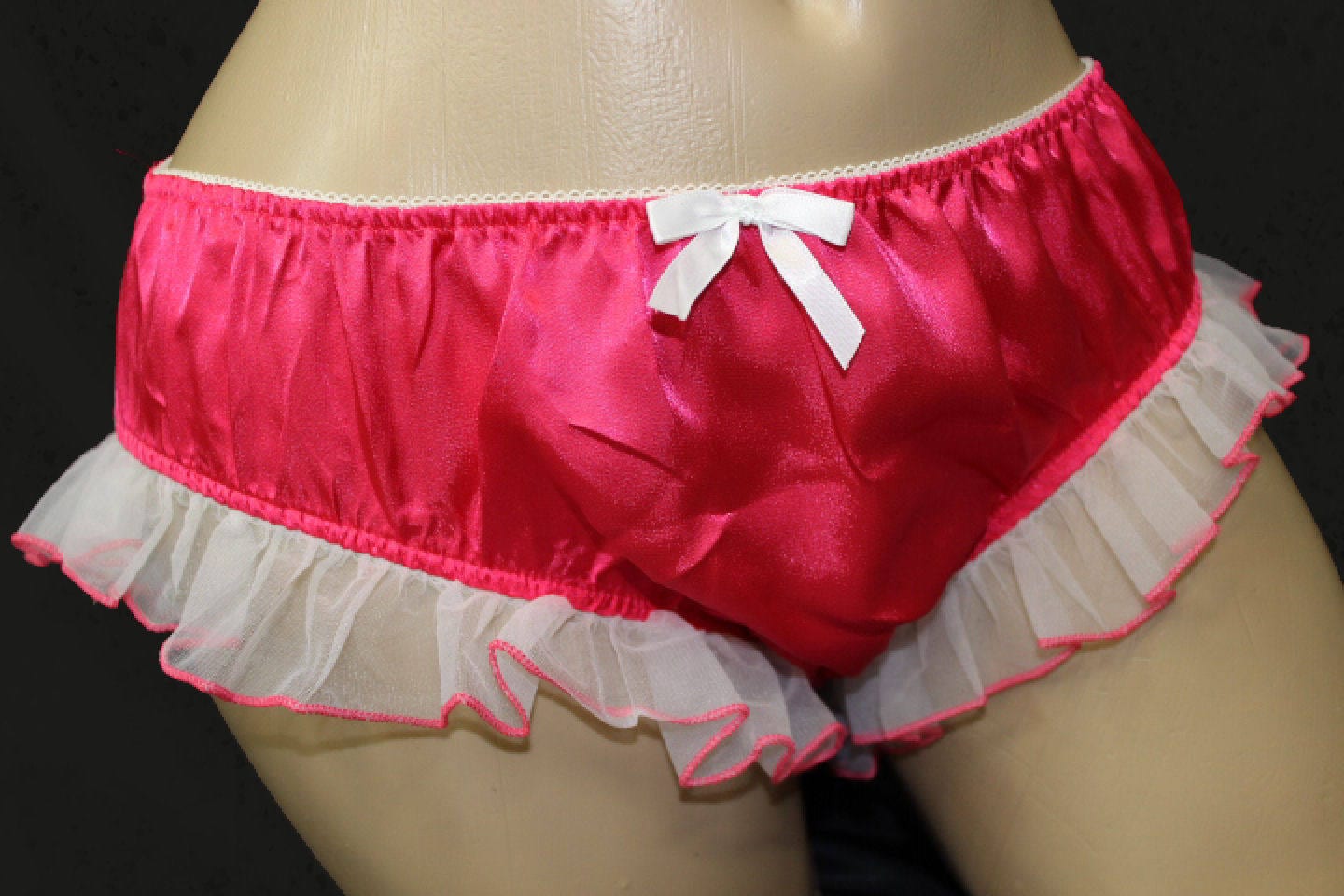 Vintage French red/fuschia bustier panties set, Ravage, size 36C