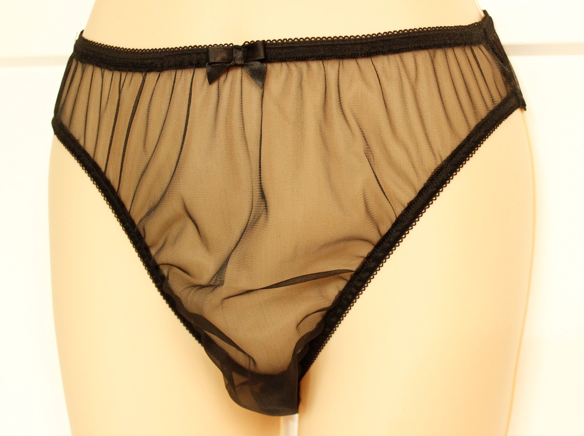 Vintage Silky Nylon Panties Pale Pink Bikini Sheer Brief Size 7-8 Hip  38-42