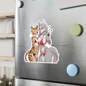 Adesivo sexy Furry Duo / Ragazza gatto lupo e leopardo in bikini - Waifus da spiaggia, migliori amiche canine e feline, mature immagine 2