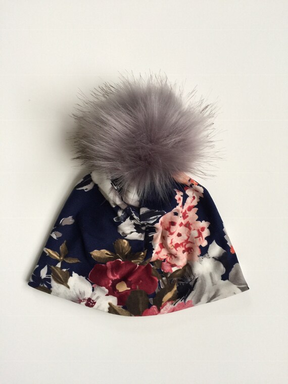 ladies navy pom pom hat