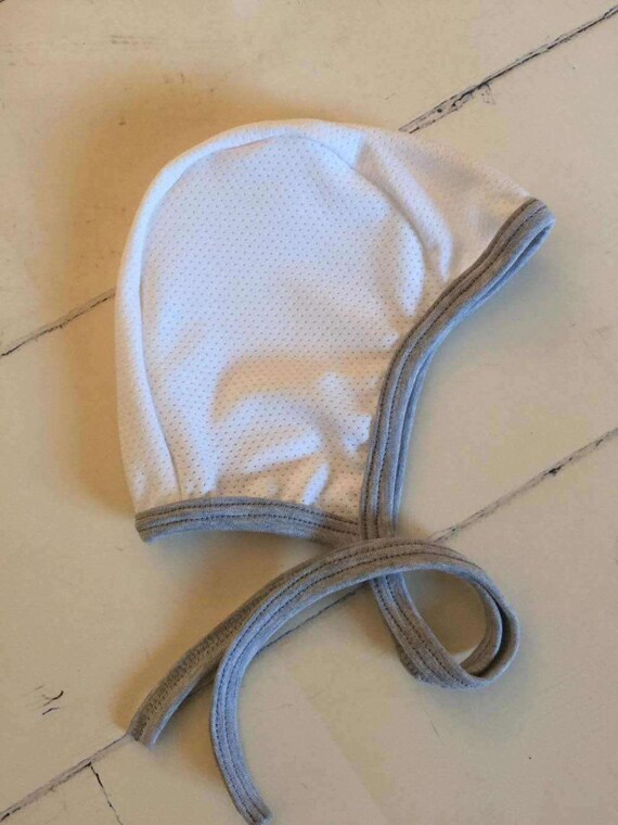 white baby pilot hat