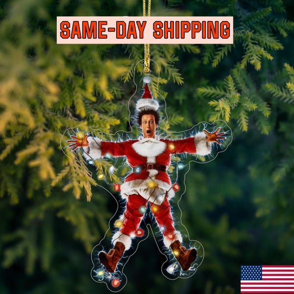 ナショナルランプーンのクリスマス・バケーションのオーナメント、面白いクリスマスオーナメント、カオスなサンタのアクリルオーナメント、レトロなホリデー映画風ツリー