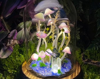 Enchanted Mushroom Forest Night Light with Glowing Crystal, Mushroom Lamp, Fantasy Fairy Tale Decor for Bedroom,Kids Room,Unique Gift