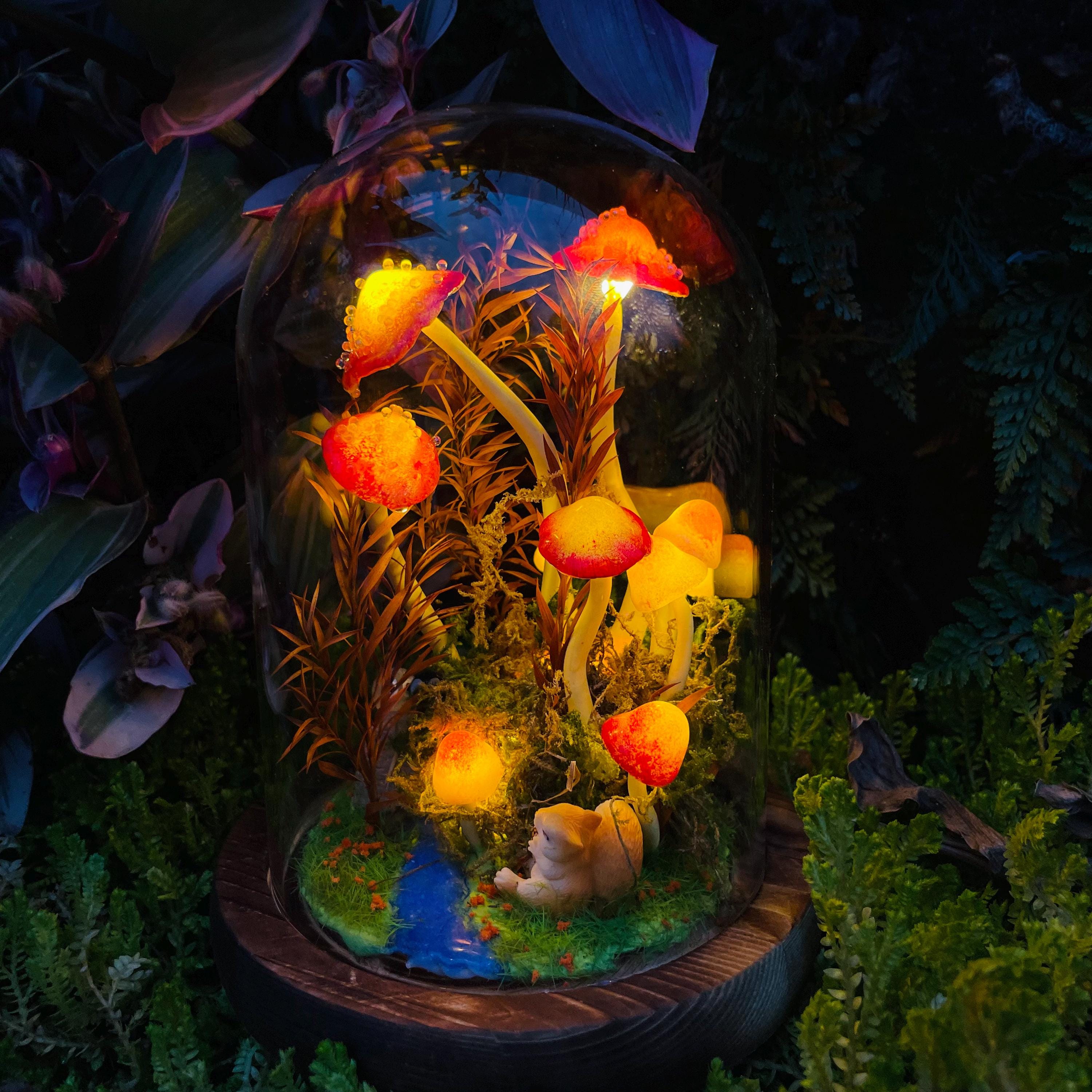 Enchanted Mushroom Night Light with Squirrel, Handmade Glowing Mushroom Lamp for Bedroom,Kids Room,Living Room, Home Decor,Unique Gift