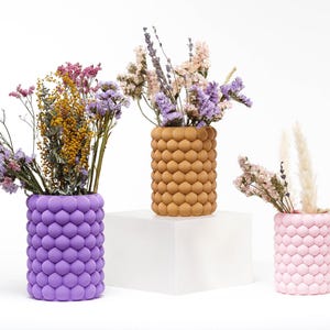 Luxury Textured Planter - Modern Minimalist Flower Vase, Designer Indoor Plant Pot, Chic Home & Office Decor, Aesthetic Gift, 3D Printed