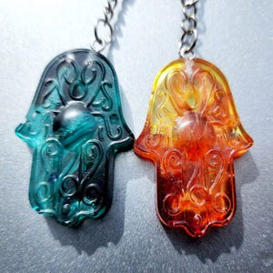 Handcrafted Hamsa Hand Keychains - Universal Symbol of Protection, Power, and Strength for Spiritual and Everyday Use! Make a charming gift!