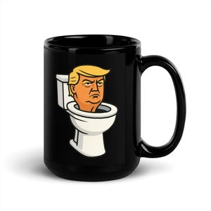 ドナルド・トランプの面白いトイレマグカップ - 大胆な漫画風15オンスコーヒーカップ | 政治ジョークギフト | バイラルミームデザイン | 黒セラミックのベクターアート