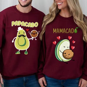 Mamacado Sweatshirt, Papacado Sweatshirt, Avocado Couple Pregnancy Announcement Sweatshirt, Pregnancy Shirt, Pregnancy Gift,Baby Shower Gift
