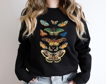 Moth Sweatshirt, Cottagecore Shirt, Bug Shirt, Aesthetic Shirt,Insect Tee,Moth Tees Cottage Core Shirt,Goblincore Clothing Dark Academia Tee