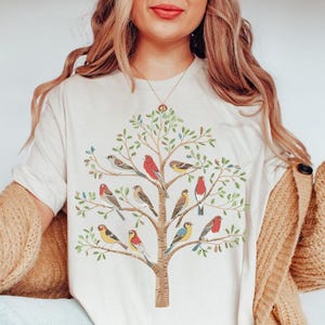 Bird Gift, Bird Shirt, Bird Watching Gift, Birdwatcher Shirt,Bird Lover Shirt,Bird Nerd Shirt ,Gift for Bird Lover,Bird Species,Vintage Bird