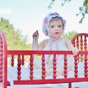 0-6 month Pixie Rose Bonnet crochet pattern