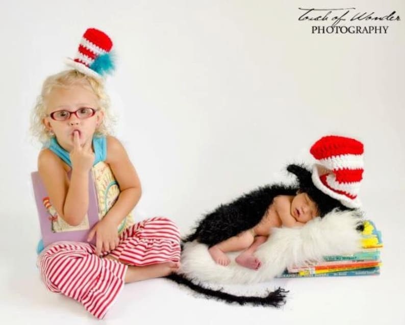 The Cat with the Hat newborn crochet pattern, photo prop or gift idea image 1