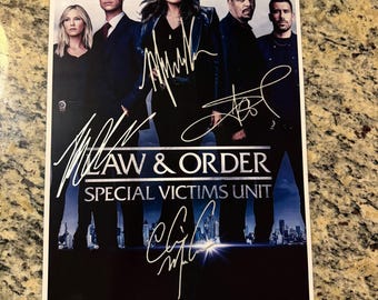 Law & Order SVU 11x17 Poster Hand Signed Mariska Hargitay, Meloni, Ice-T, Scanavino w/COA