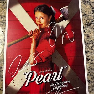 Pearl Signiertes Poster 30x40 – Handsigniert von Mia Goth, David Corenswet & Ti West – A24 Horror Sammlerstück mit COA