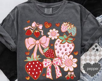 Strawberry Bows Graphic Tee: Cute Cottagecore Y2K Shirt