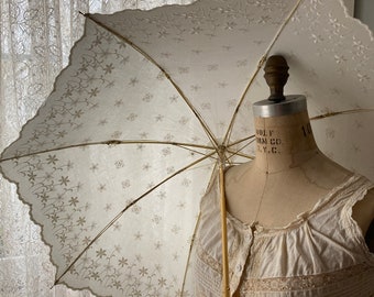 Vintage cream parasol, Vintage Decor, Wedding decor, Vintage umbrella