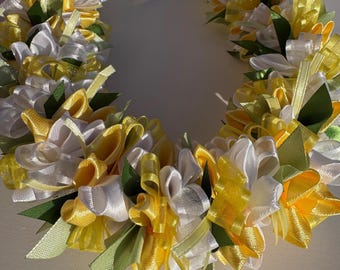 Yellow & white plumeria lei with white pearls