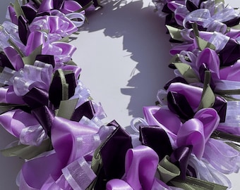 Lavender & purple plumeria lei with white pearls