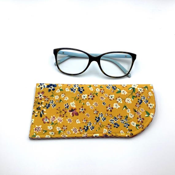 Sunglass Case With Floral Print Large Glasses Case in Floral Print w/Pouch & Cloth - Medium  main image 2