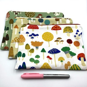 Mushroom print Japanese cotton zipper bag