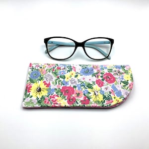 Flower Print Liberty Cotton Glasses / Sunglasses Case - Etsy display picture 2