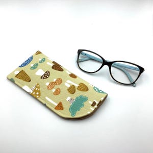 Mushroom print Japanese cotton glasses / sunglasses case