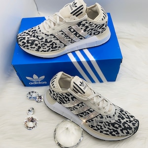 adidas swift run leopard