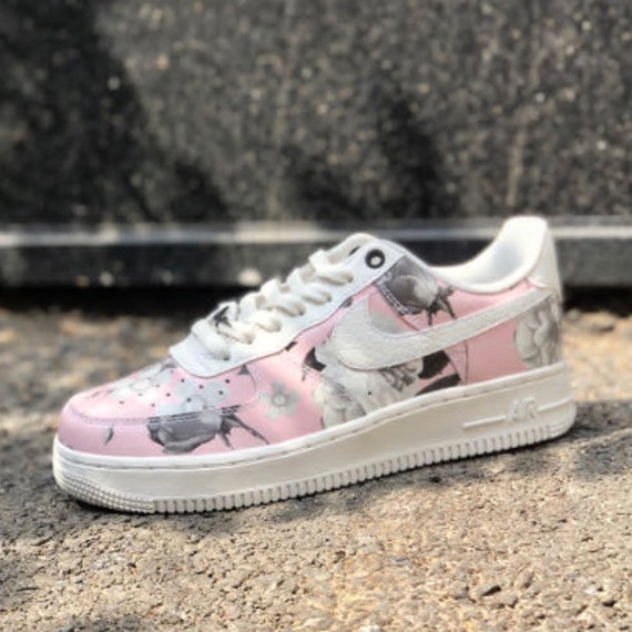 Bling Nike Air Force 1 '07 LXX with Swarovski Crystals * Floral * Bedazzled w100% Authentic Swarovski Crystal Rhinestones AF1 Bling Nike Air Force 1 '07 LXX with Swarovski Crystals * Floral * Bedazzled w100% Authentic Swarovski Crystal Rhinestones AF1