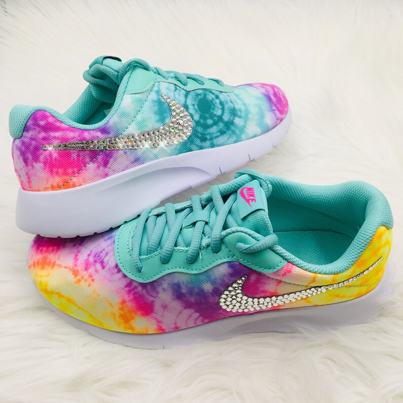 tie dye nike shoes women's