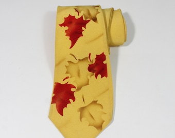 Rare Vintage 1940s 50s Hand Painted Falling Leaves Pattern Silk Dress Tie. Yellow Tie With Red Brown Design. Gogovintage. Free Shipping