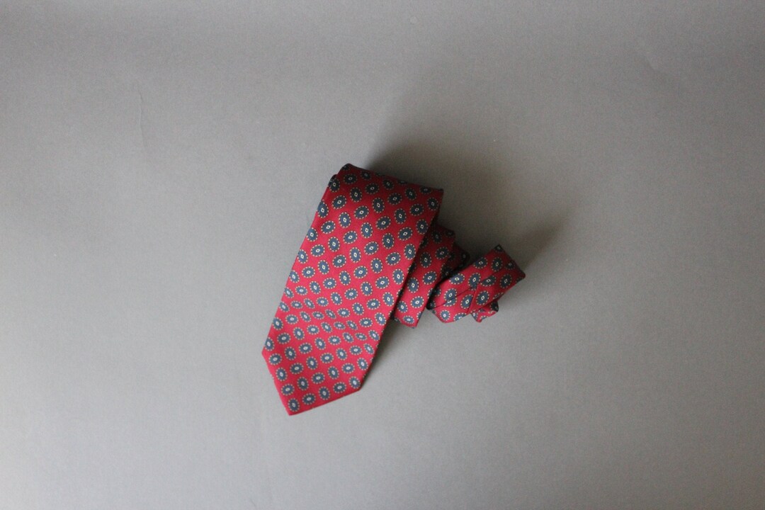 Mens Dress Tie. Red Navy Blue Oval Pattern Tie. Dress Tie. Silk Tie