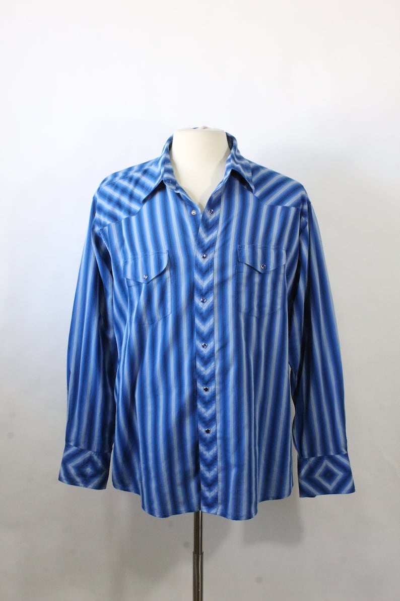 80s Wrangler Western Shirt. Snap Button. Vintage. Cowboy Rodeo Shirt. Southwestern. Blue Stripe Print. Size Xl. Free Shipping image 1