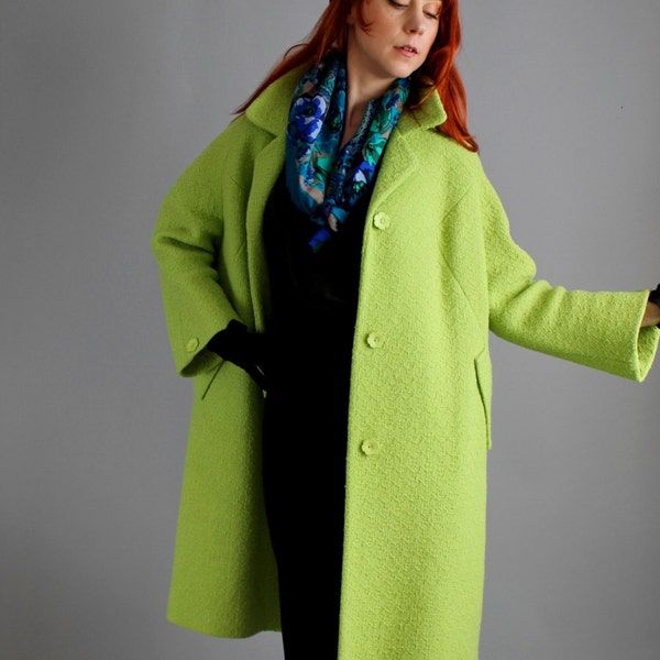 Gorgeous 1960s Bright Light Green Coat. Outerwear. Mad Men. Mod. Office. Winter. Spring Fashion