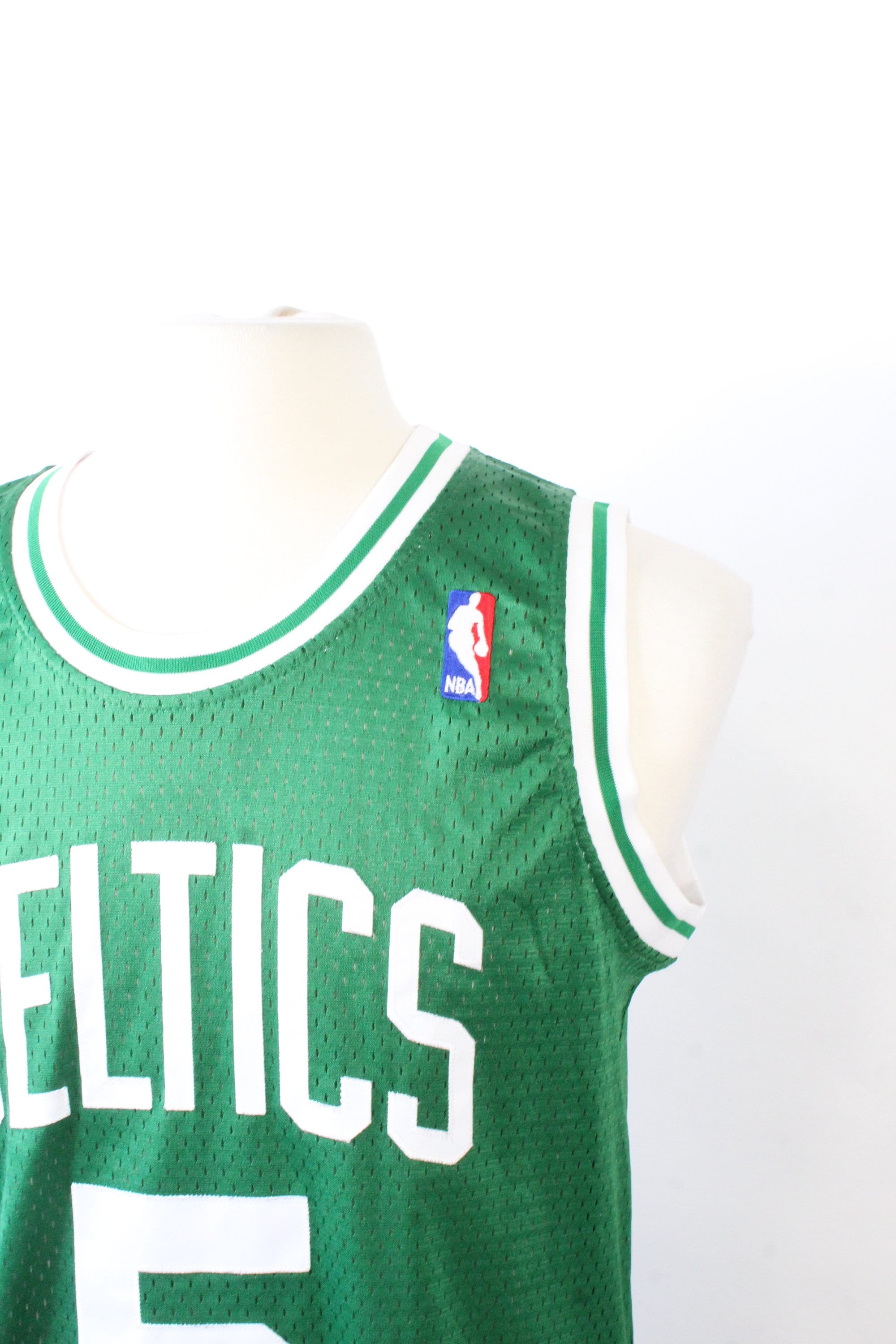 NBA Boston Celtics Kevin Garnett #5 Youth Replica Alternate Jersey, Green,  Medium : : Fashion