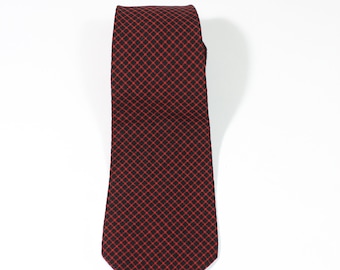 Vintage 1940s 50s Criss Cross Diamond Pattern Dress Tie. Red Tie With Black Design. Gogovintage. Free Shipping