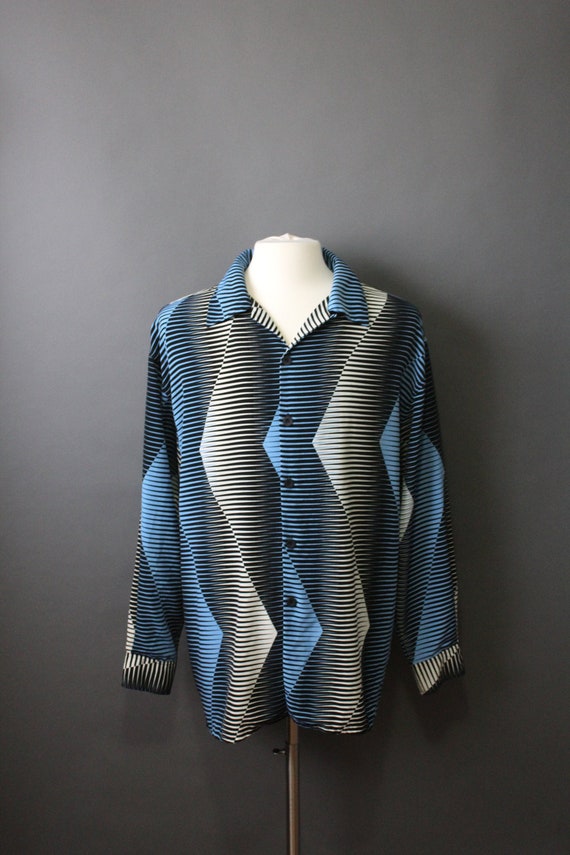 Mens Exotic Dress Shirt. Psychedelic Print. Italia