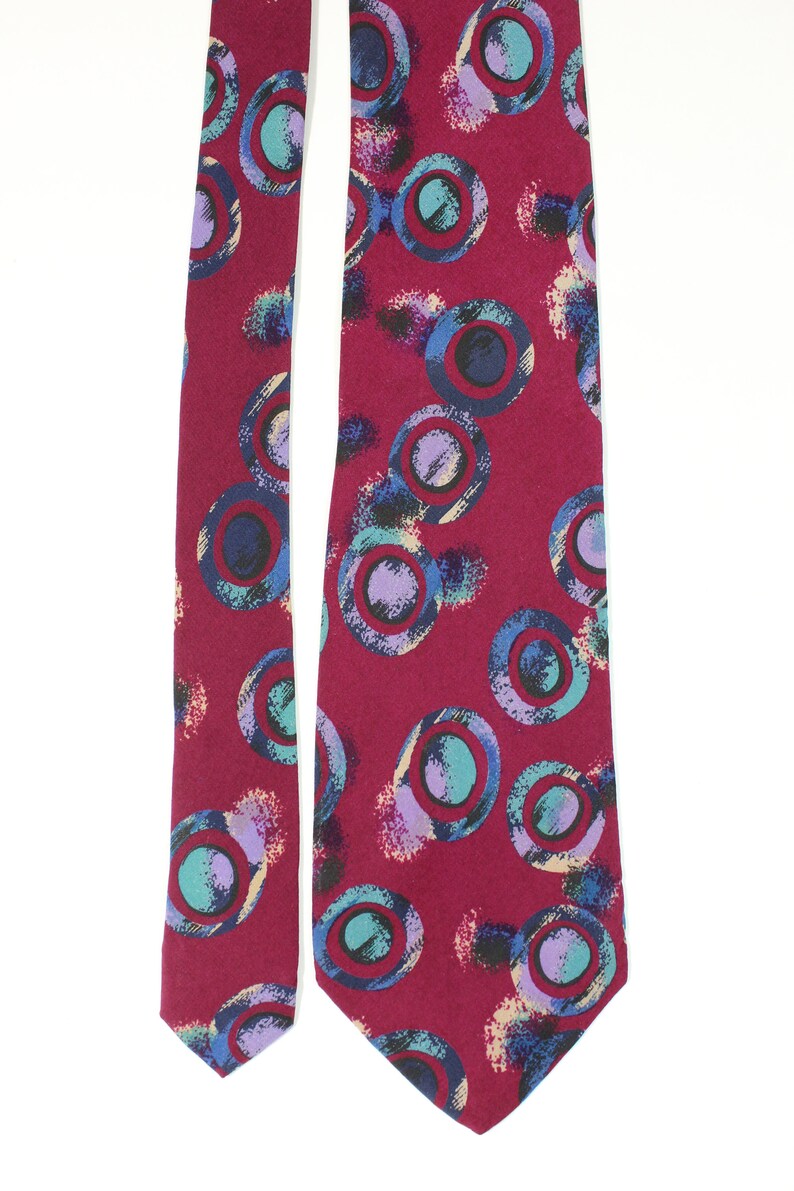 Ungaro Modern Abstract Dress Tie. Reddish Purple Blue Circles Pattern Tie. Silk Tie. Vintage. Gogovintage. Free Shipping image 3