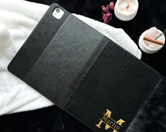 Étui en cuir personnalisé pour iPad avec porte-crayon : couverture personnalisée en relief