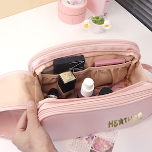 Personalized Bag for Bridesmaid Squad,Custom Toiletry Bag with Name,Clutch Makeup Bag,PU Leather Makeup Bag,Bridesmaid Gift,Wedding Gift