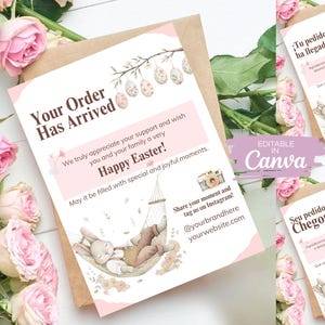 Pode incluir: Cartões com tema de Páscoa com uma ilustração em aquarela de um coelhinho dormindo em uma rede. Os cartões apresentam o texto "Your Order Has Arrived" e "Happy Easter!" em um esquema de cores rosa e marrom.