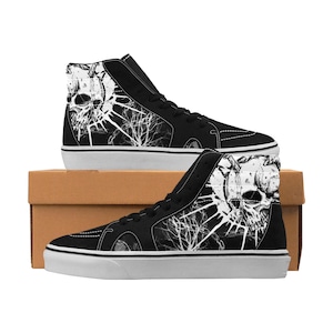 Zapatillas altas estilo gótico punk con calavera y cristal agrietado