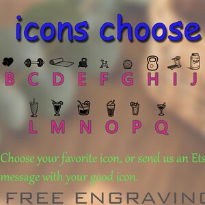 K&ouml;nnte beinhalten: Bild mit den Worten "icons choose" in Blau. Es zeigt Symbole wie ein vierbl&auml;ttriges Kleeblatt, ein Herz, eine Hantel, eine Yogamatte und ein Getr&auml;nk. Der Text "FREE ENGRAVING" steht unten. W&auml;hle dein Lieblingssymbol.