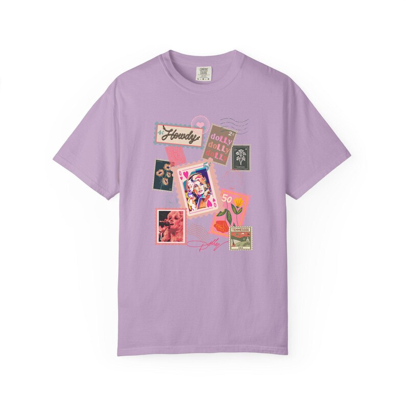 Briefmarken Hemd Dolly Parton Shirt auf Komfortfarben Herzkönigin Bild 8
