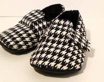 Baby shoe pattern for Boys or Girls - Little London Loafers PDF Sewing Pattern