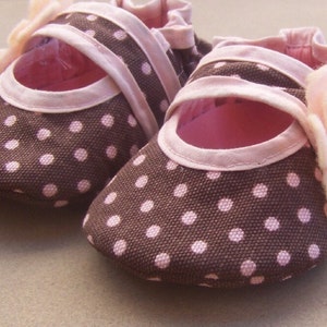 Baby Girl Bella Crib Shoes Sewing Pattern. Baby Girl Sewing Pattern. Newborn Infant Toddler Pattern. Do it yourself/ 5 different sizes image 2